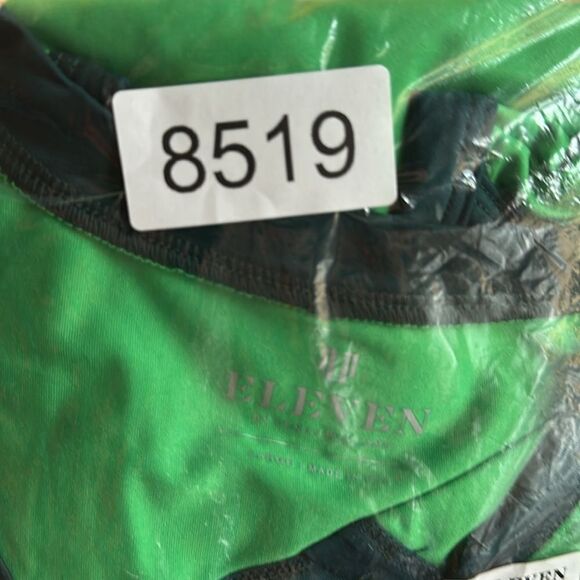 NWT EleVen Venus Williams Green Navy Trim V Neck Tank Top Cut Out Back - Size M - Picture 8 of 9